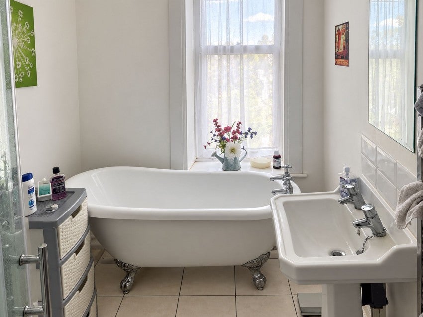 Room Braybrooke Road in St Leonards