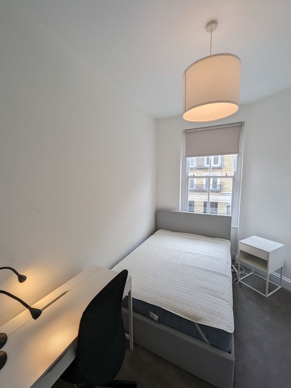 Flat Sadley Place in Greater London