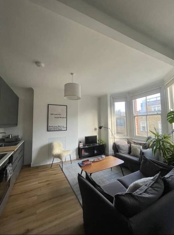 Flat Sadley Place in Greater London
