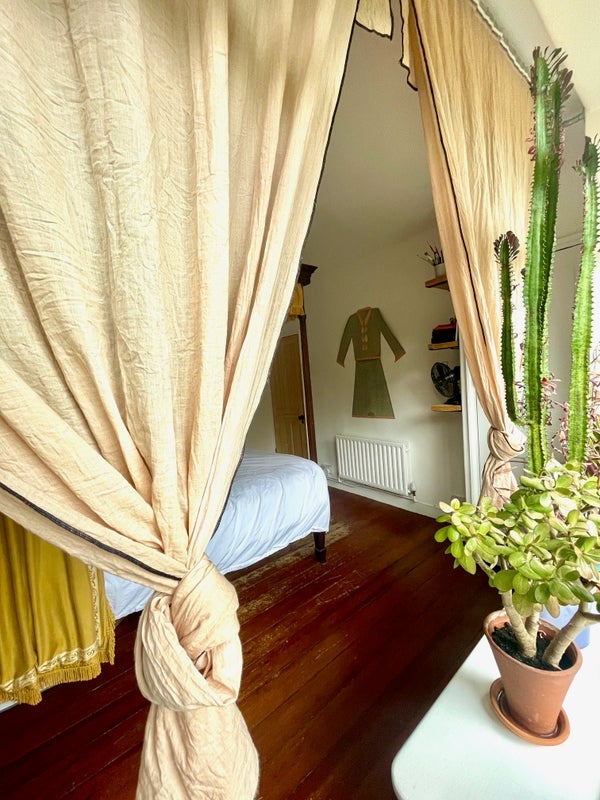 Room Hercules Road in Greater London
