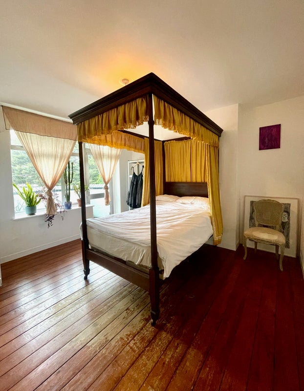 Room Hercules Road in Greater London