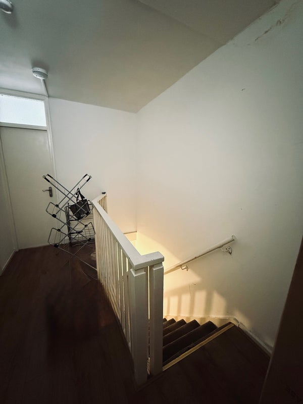 Room Redmans Road in Greater London