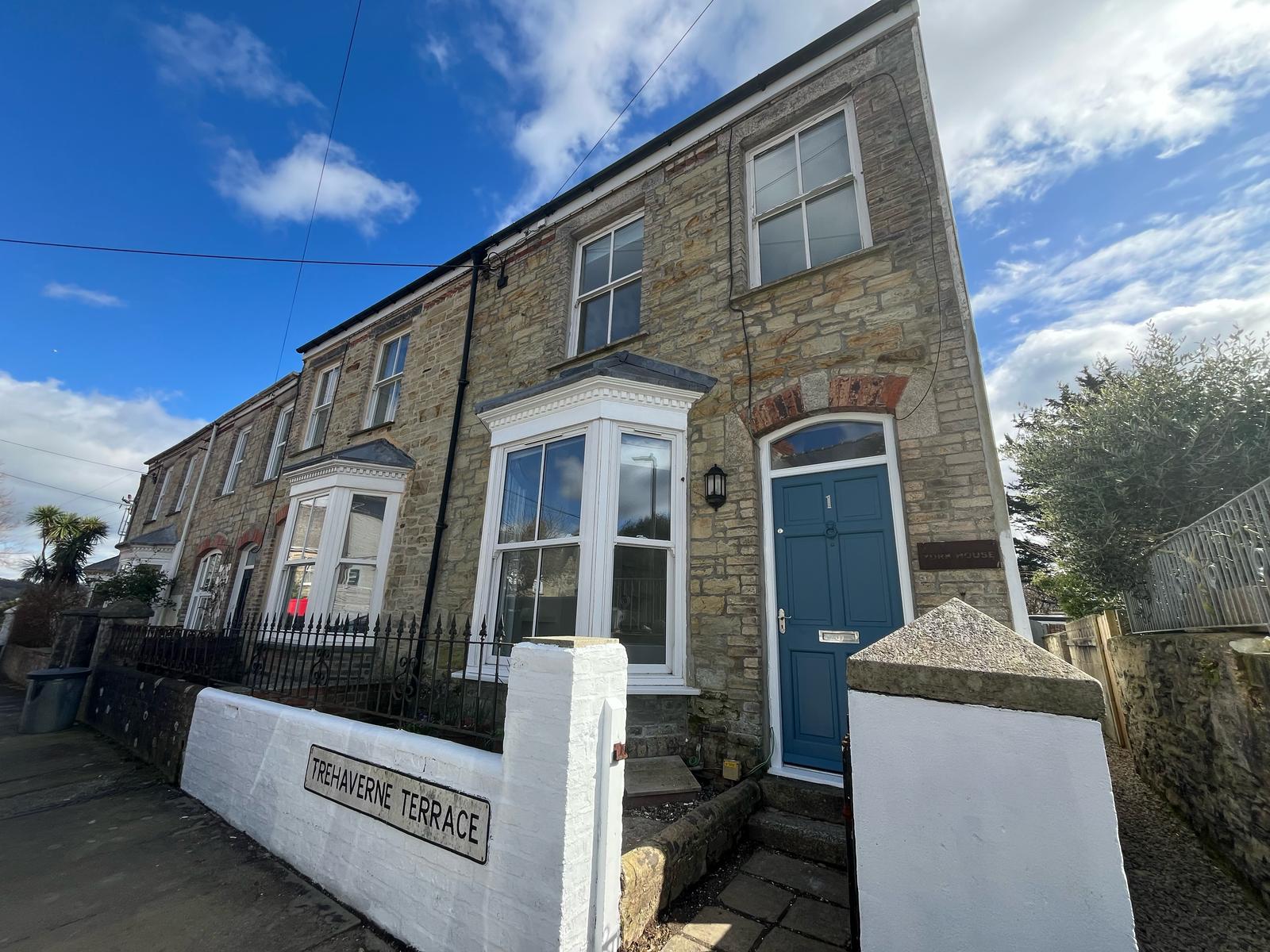 House Trehaverne Terrace in Truro