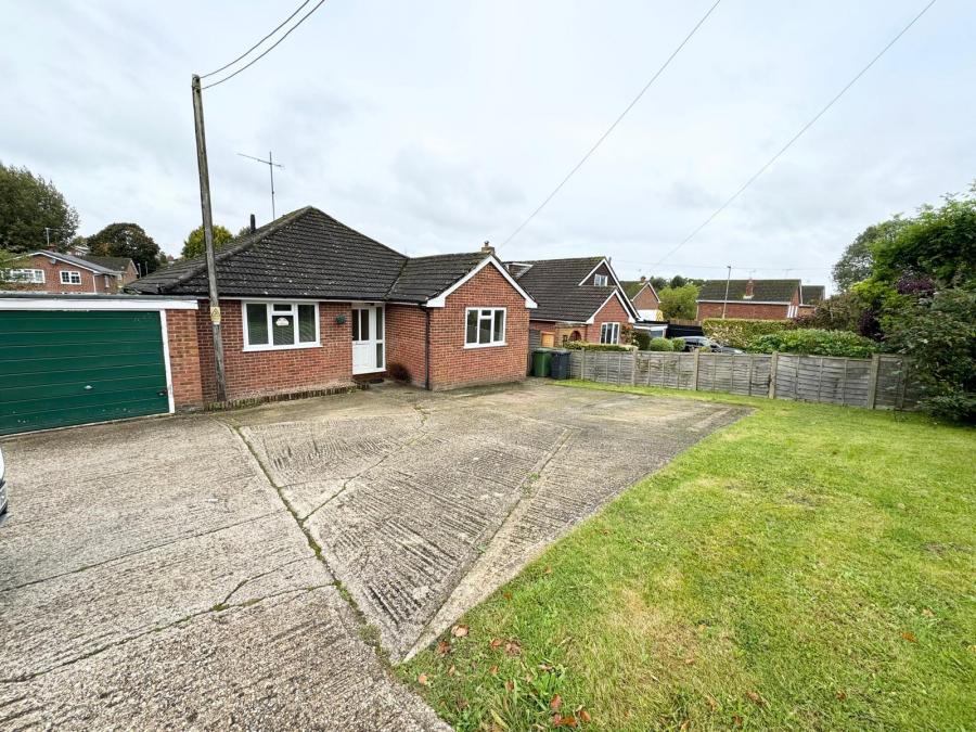 House Kempshott Lane in Basingstoke and Deane