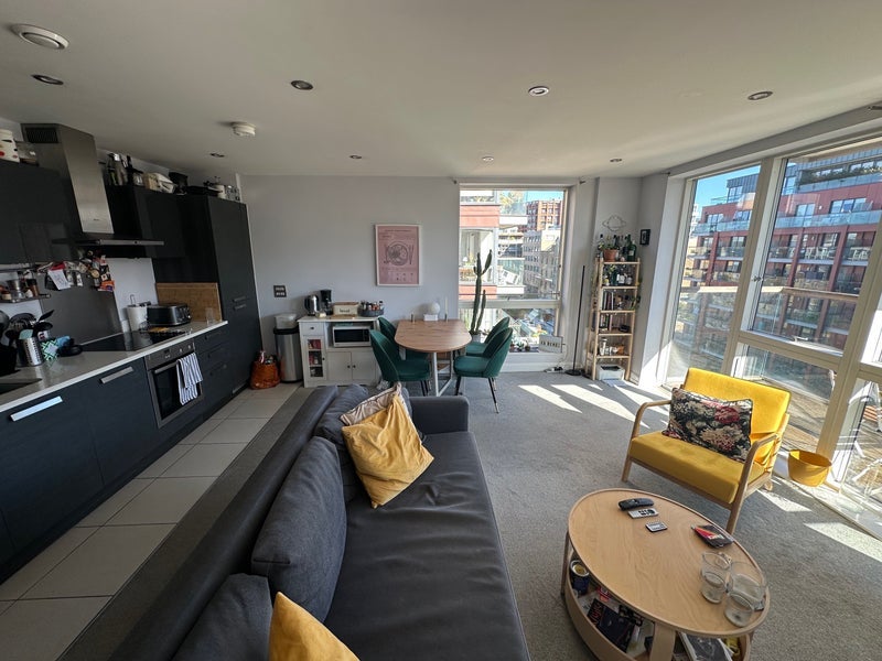 Flat Hertford Road in Greater London