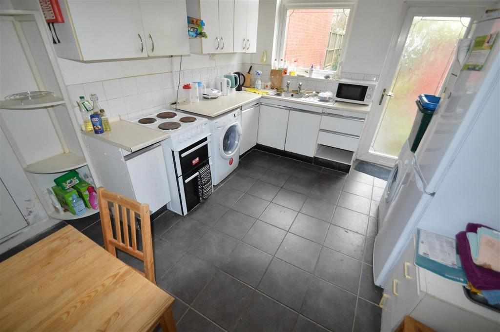 Flat Lottie Road in Birmingham