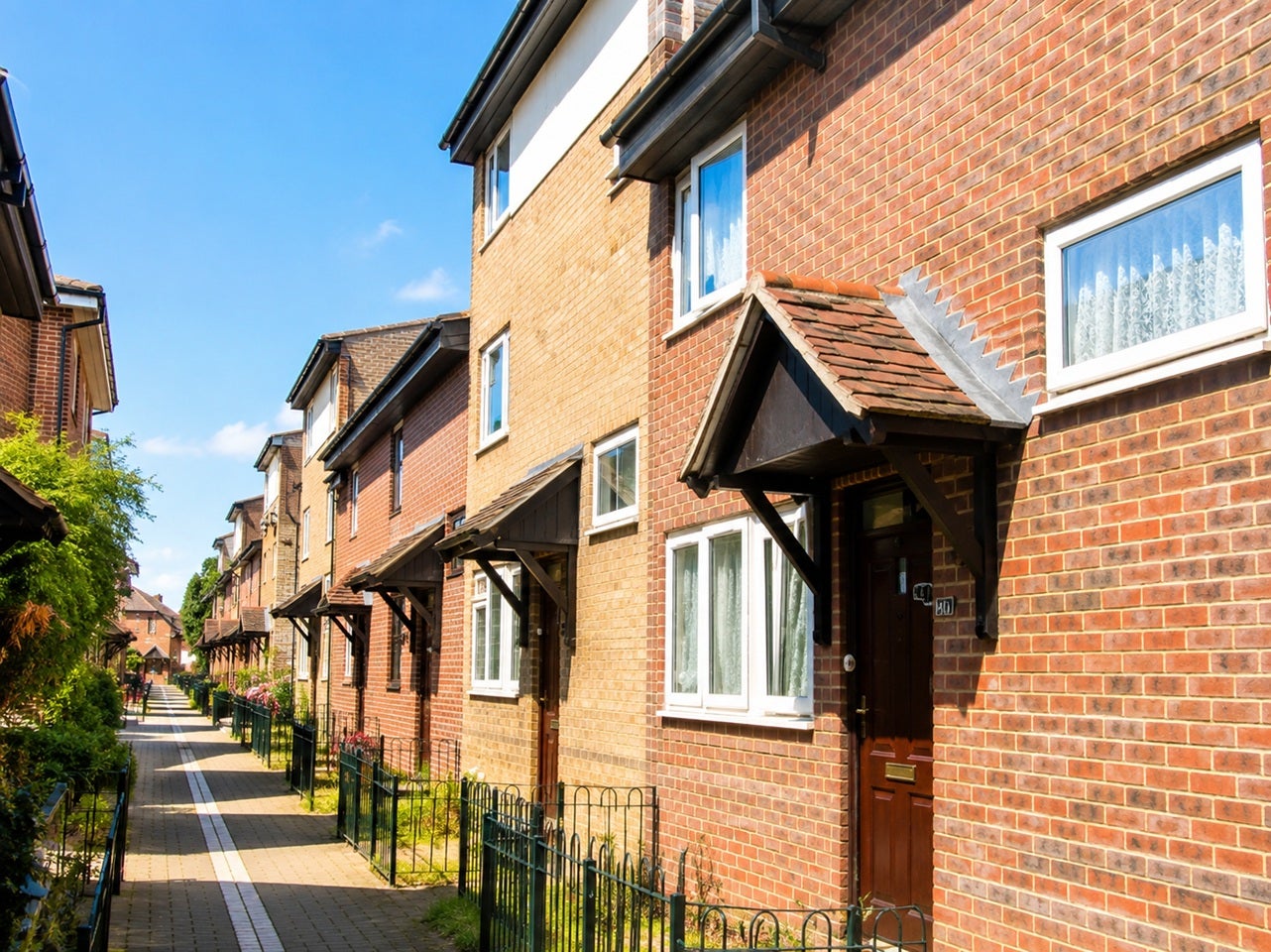 House Tiptree Crescent in Greater London