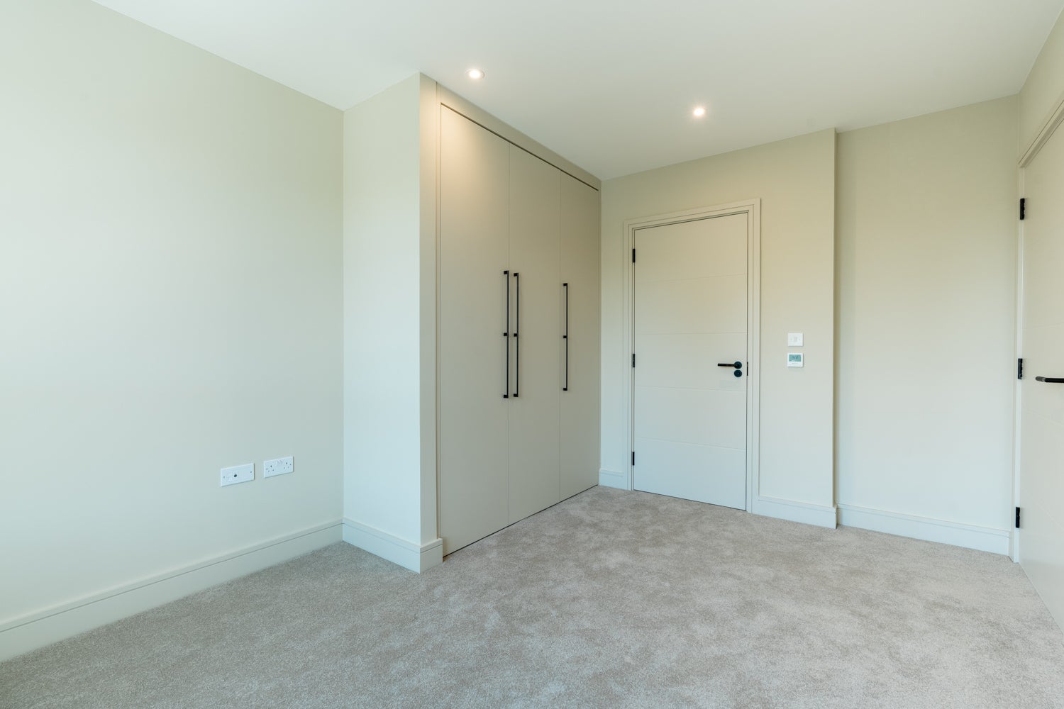 Flat Lapidge Drive in Greater London