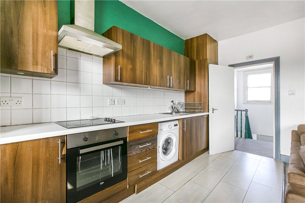 Flat Acre Lane in Greater London