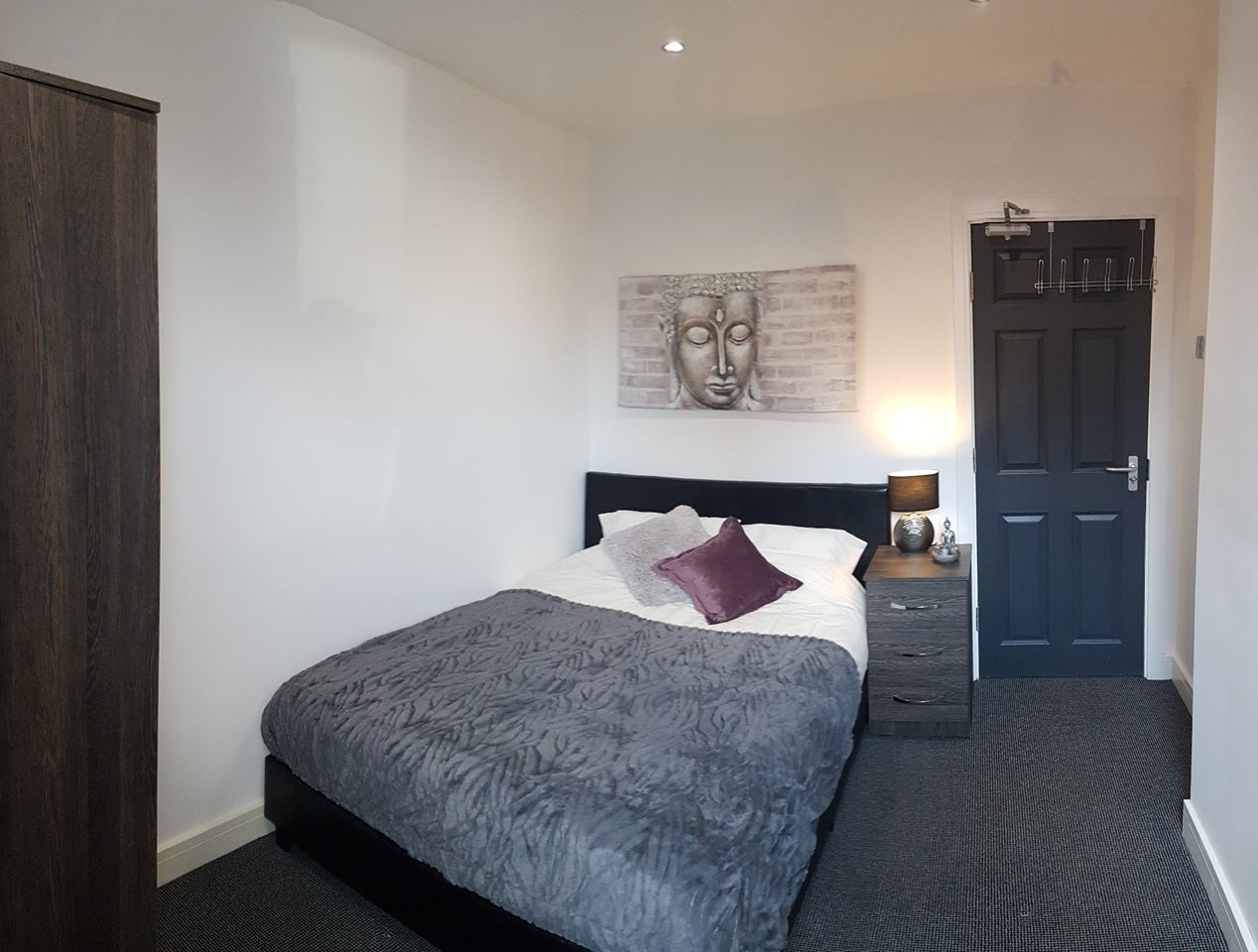 Room Portland Road in Nottingham