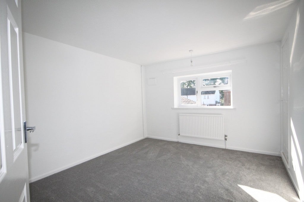 House Tedder Avenue in Henlow
