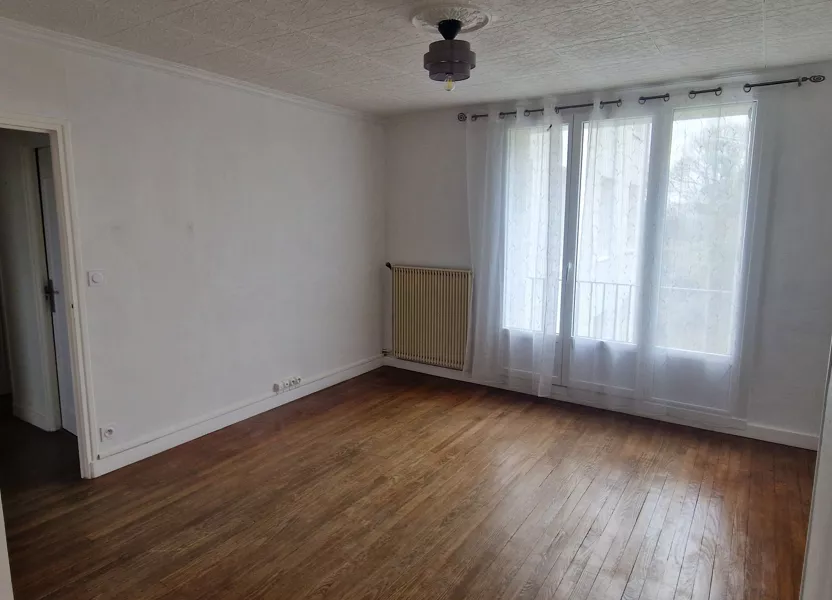 Flat Place Anjela Duval in Guingamp