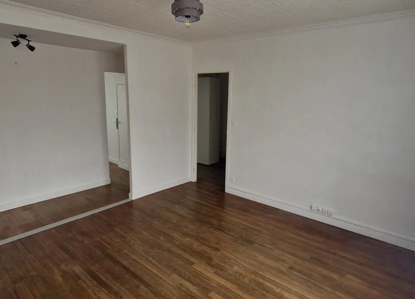 Flat Place Anjela Duval in Guingamp