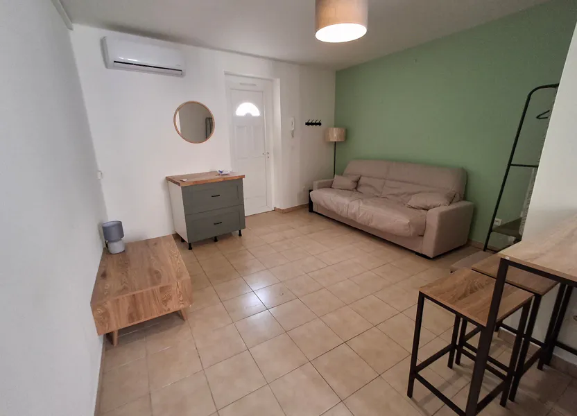 Appartement Rue Watt à Nîmes