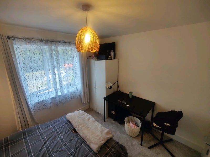Room Croham Valley Road in Greater London