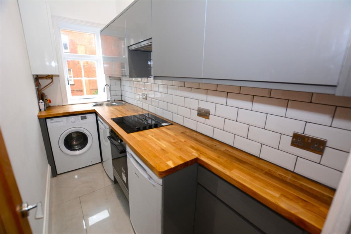 Flat Cromwell Road in Portslade by Sea