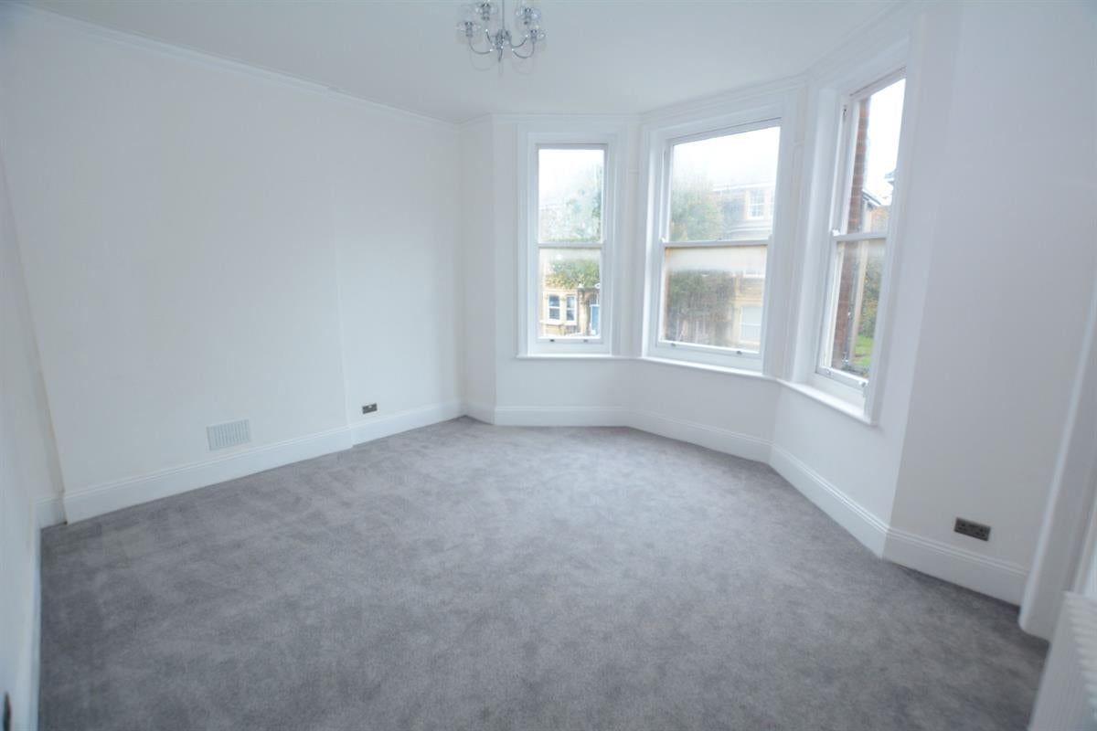 Flat Cromwell Road in Portslade by Sea