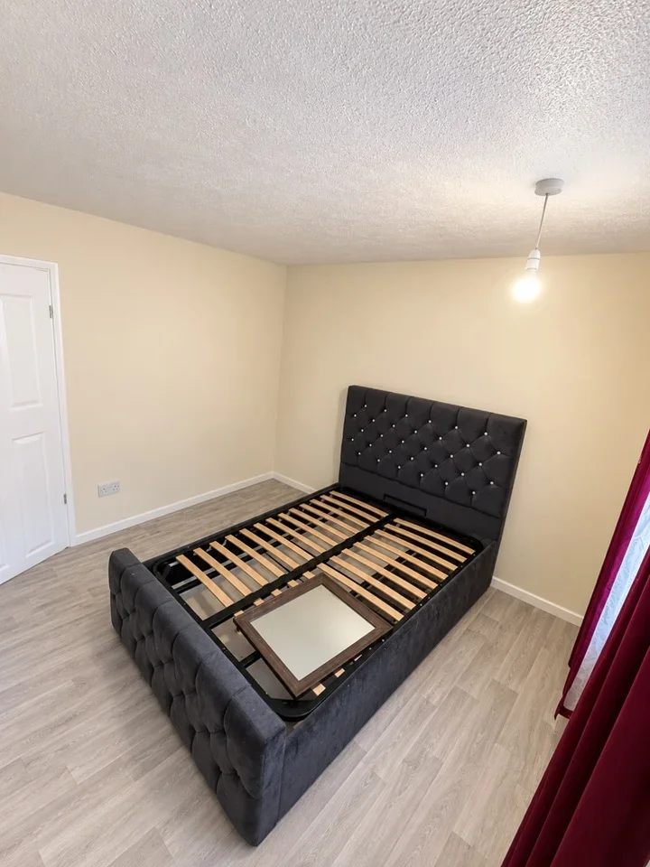 Room Chelmer Road in Chadwell St Mary