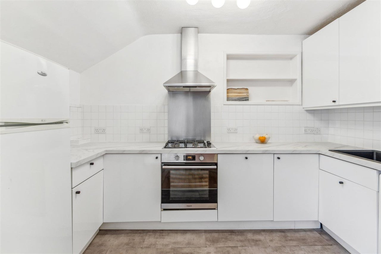 Flat Timothy Close in Greater London