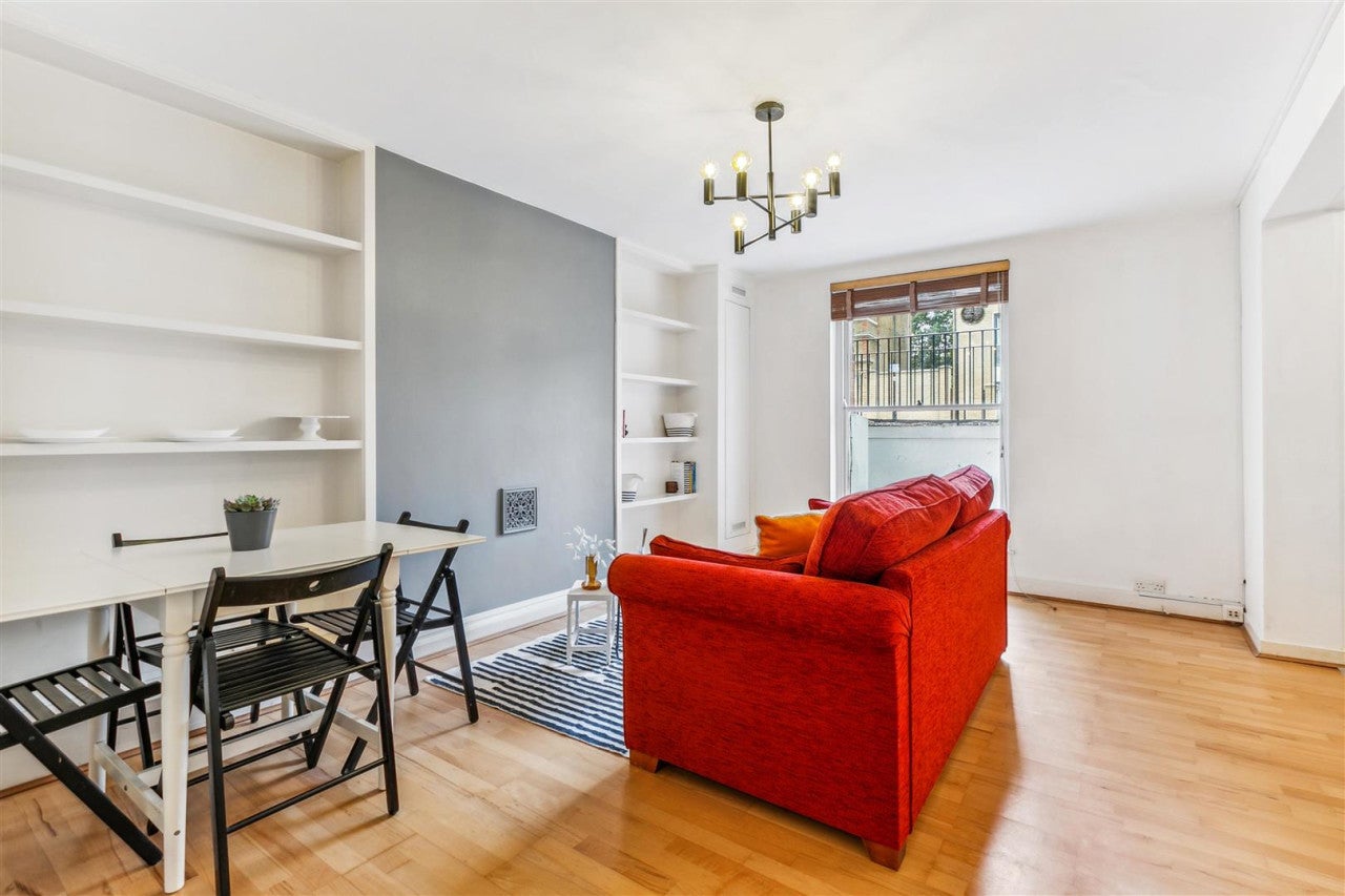 Flat Timothy Close in Greater London