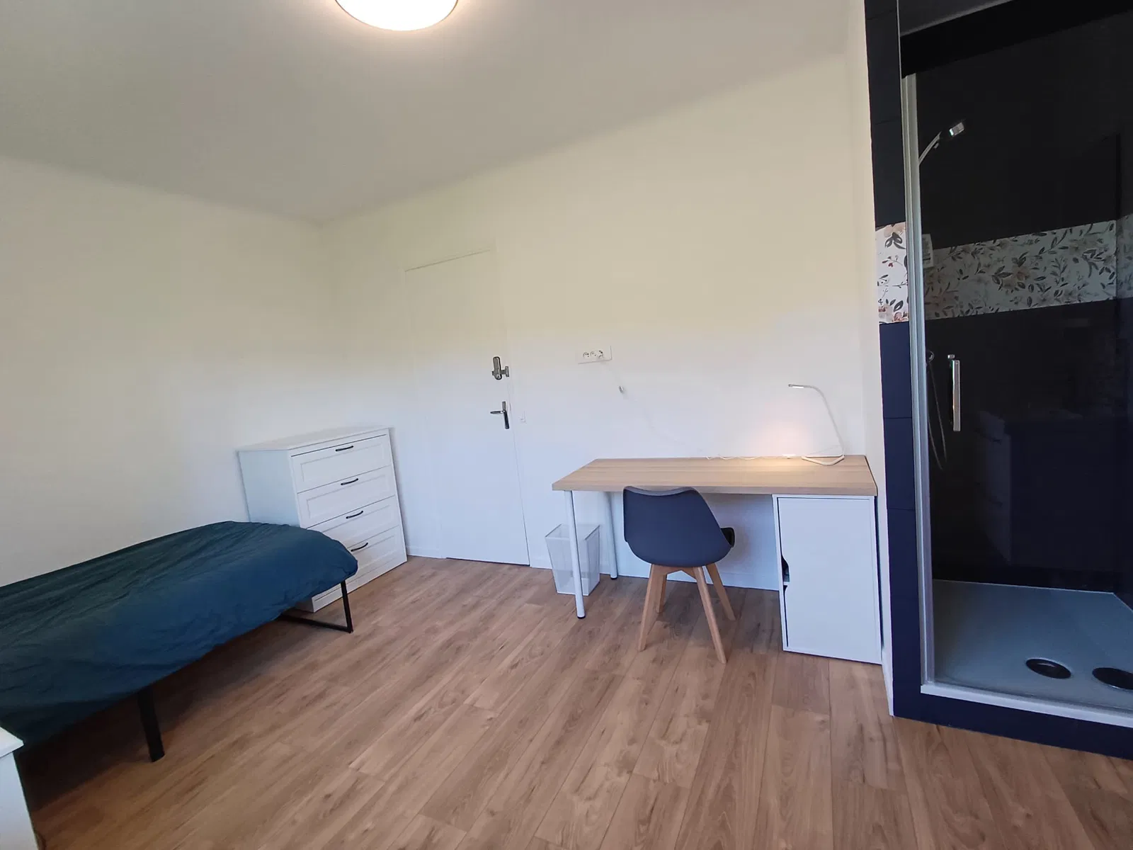 Room Rue Parmentier in Saint-Maur-des-Fossés