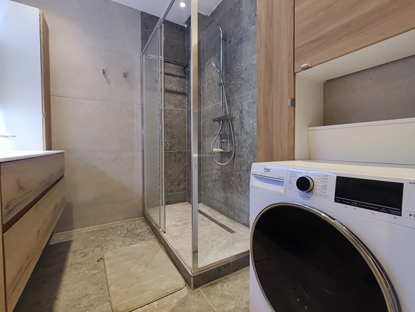 Appartement Avenue Gambetta à Paris