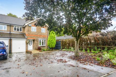 House South Road in Surrey Heath