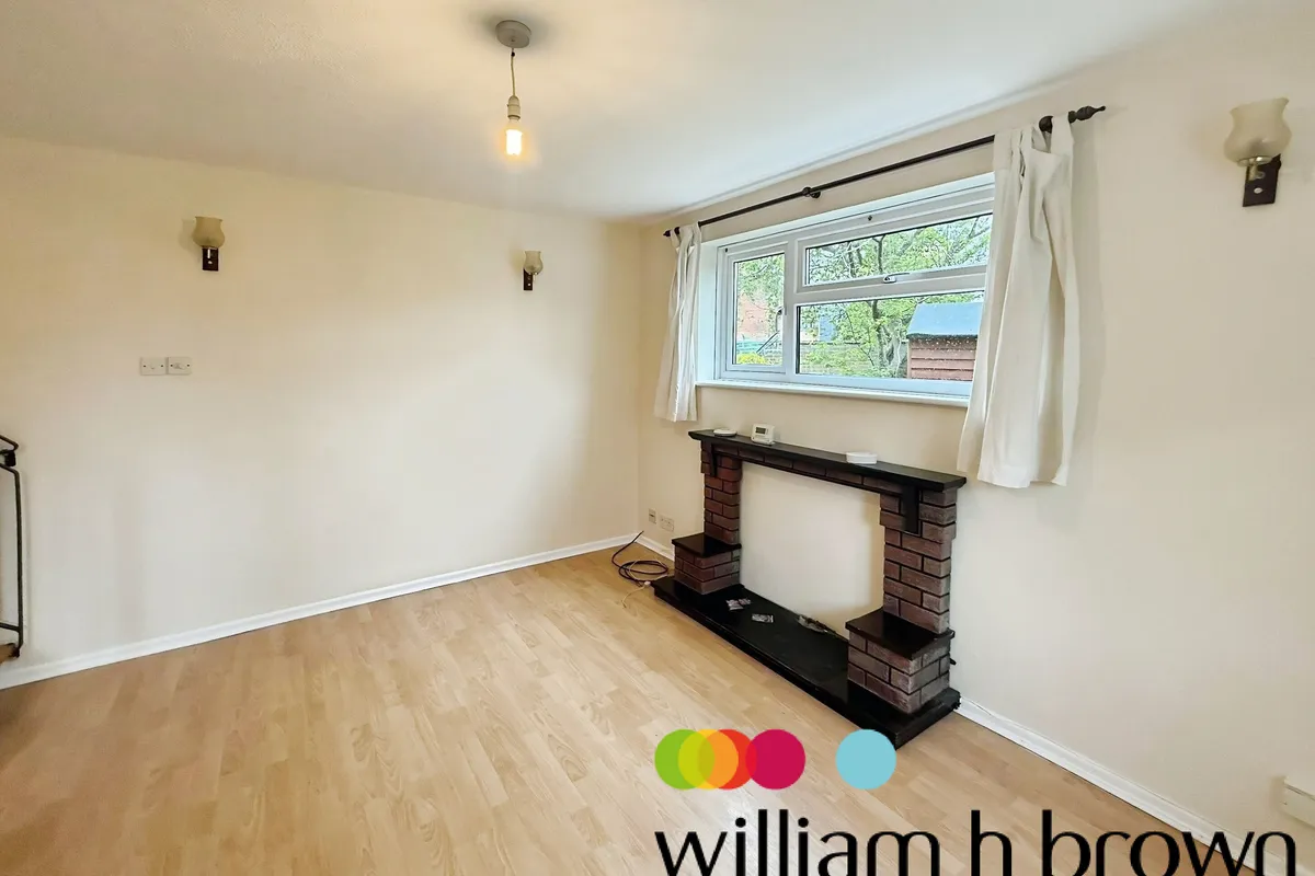Flat Henrietta Close in Colchester