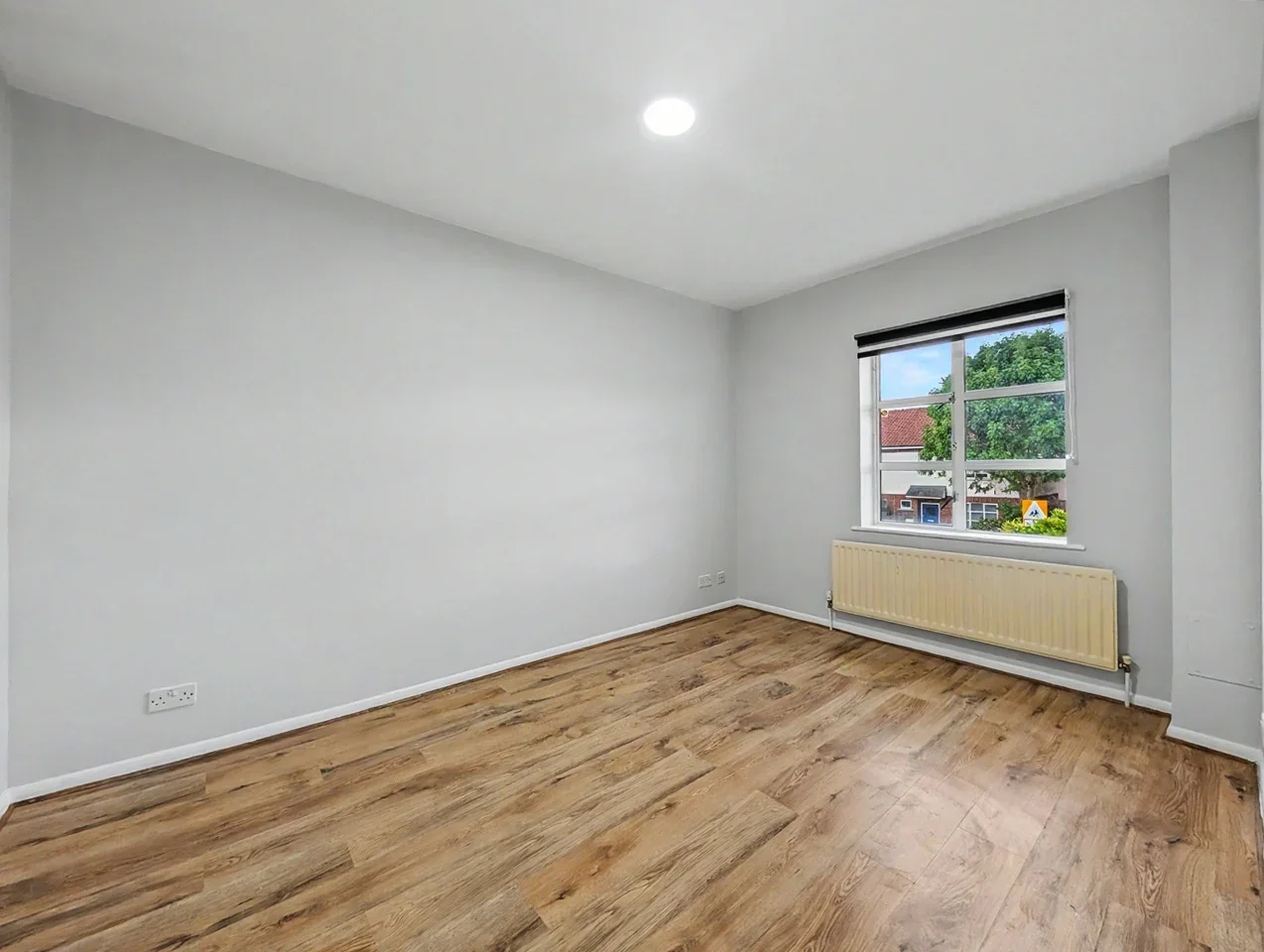 Flat Chesham Street in Greater London