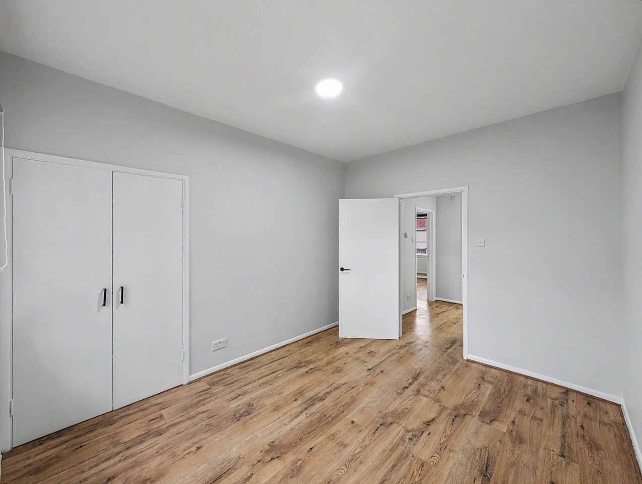 Flat Chesham Street in Greater London