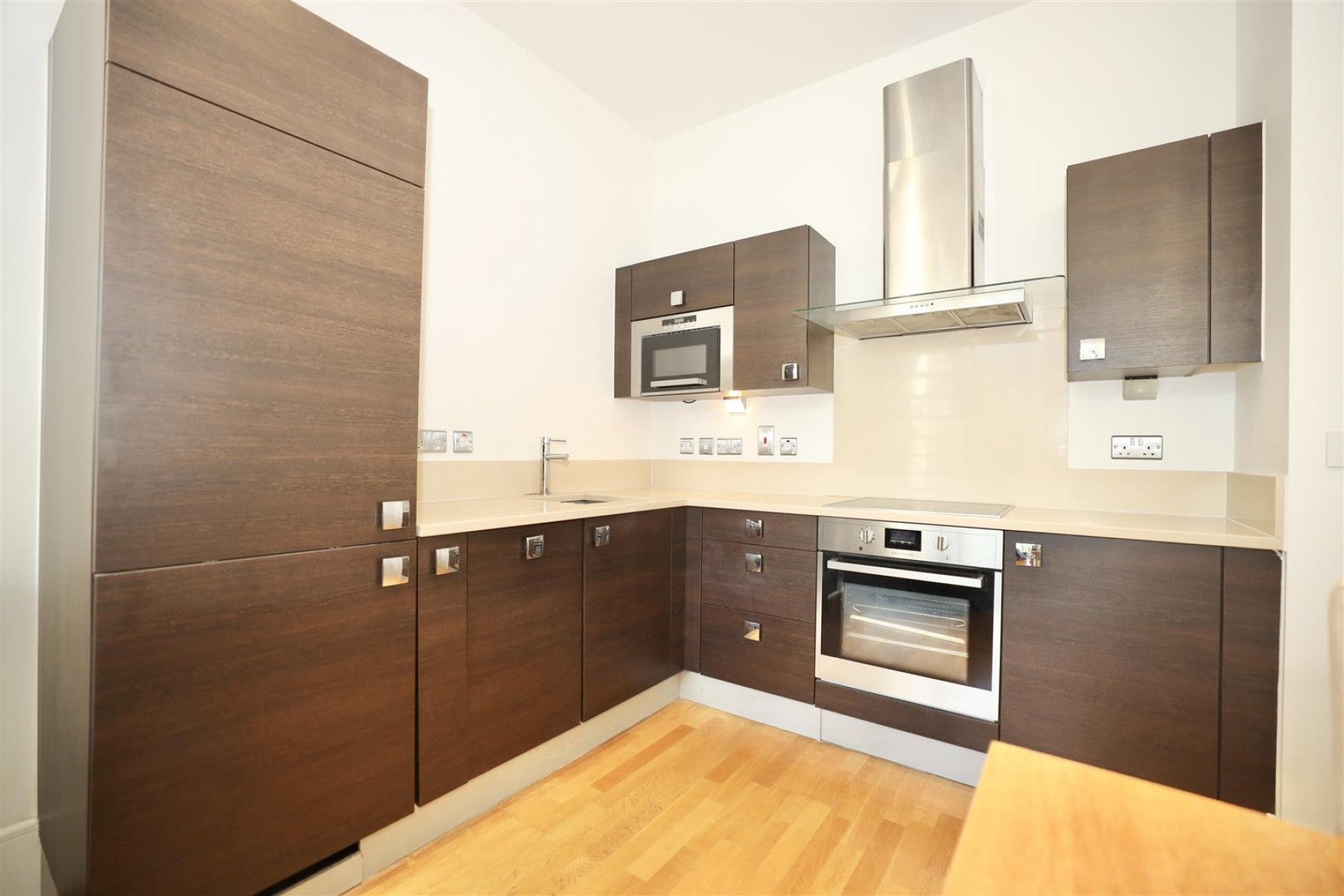 Flat Highbury Hill in Greater London