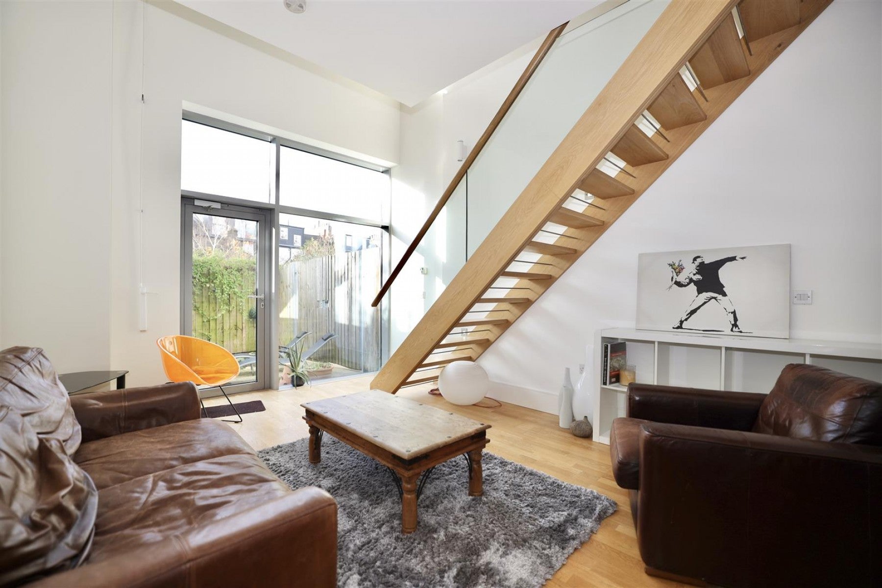 Flat Highbury Hill in Greater London