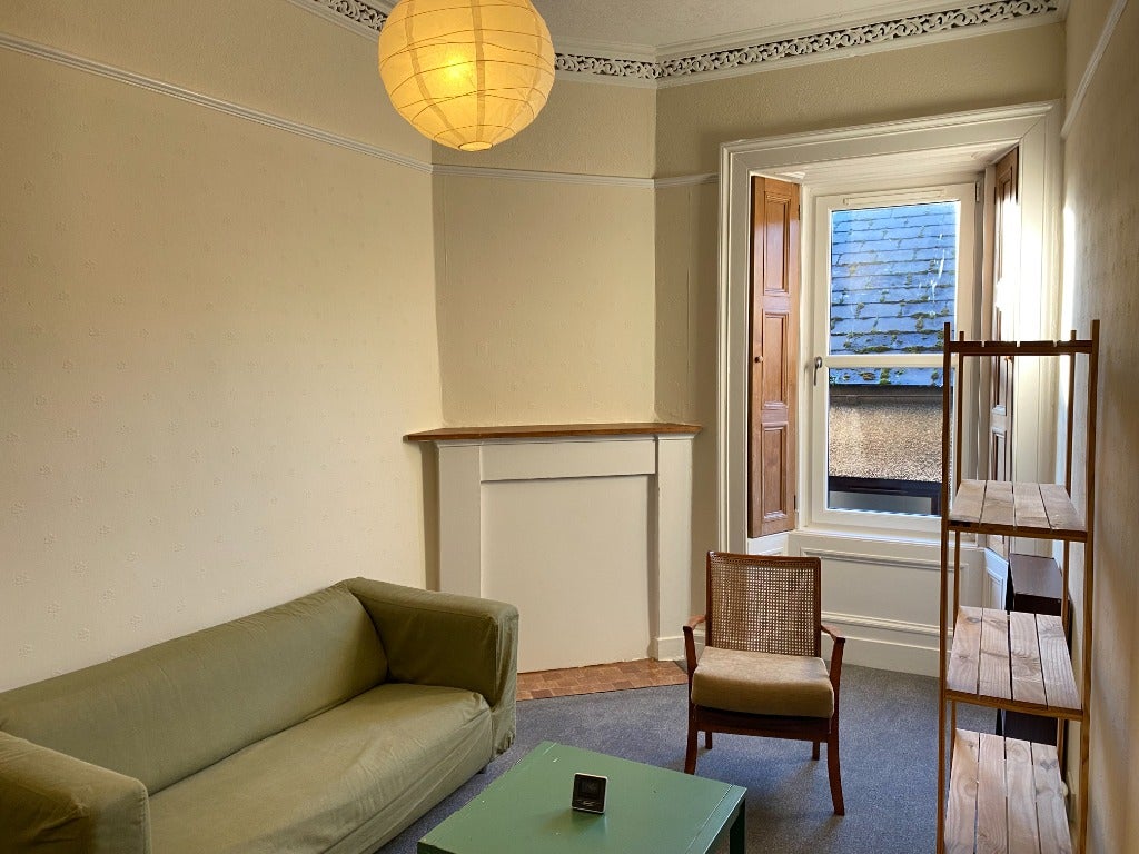 Flat Lauriston Place in City of Edinburgh