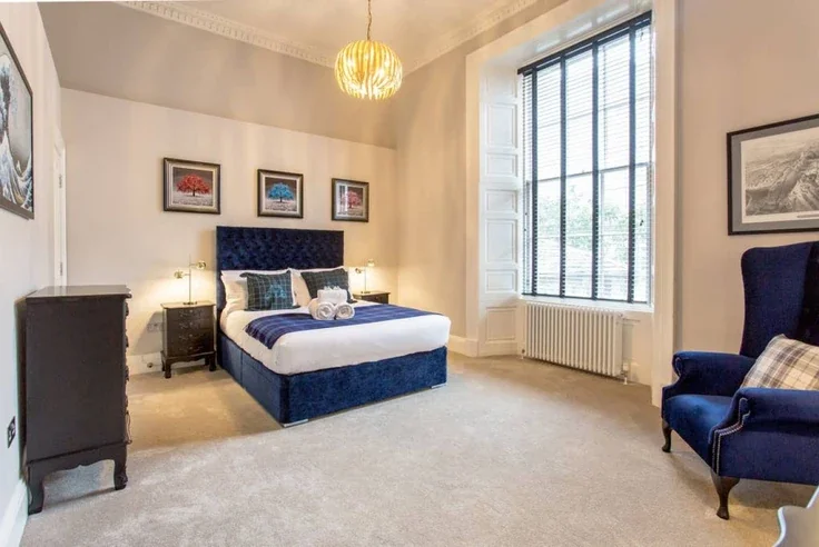 Flat York Place in City of Edinburgh