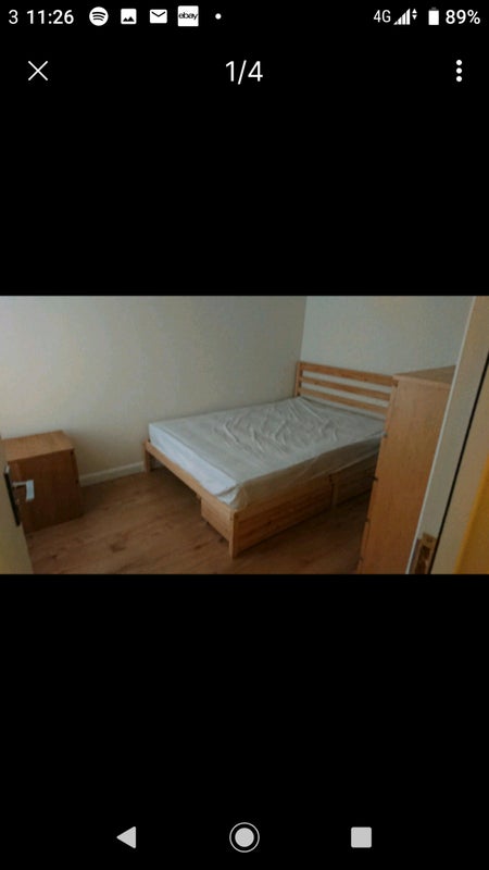 Room Connaught Road in Slough
