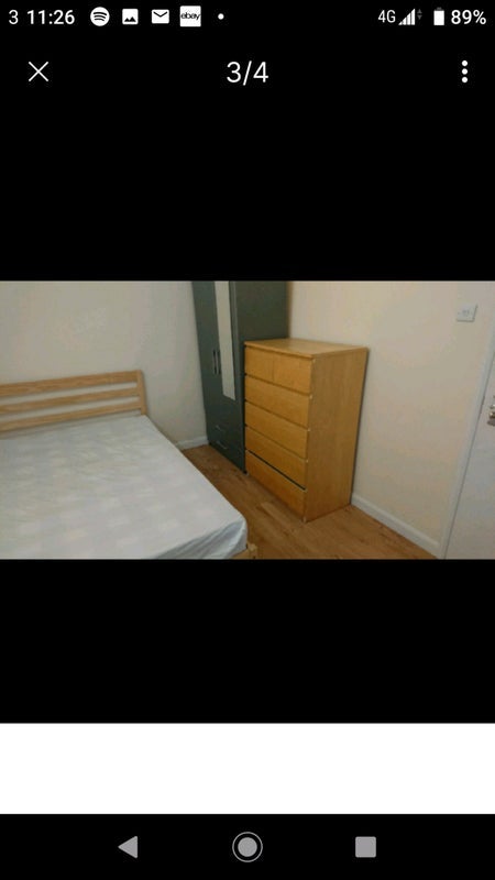Room Connaught Road in Slough