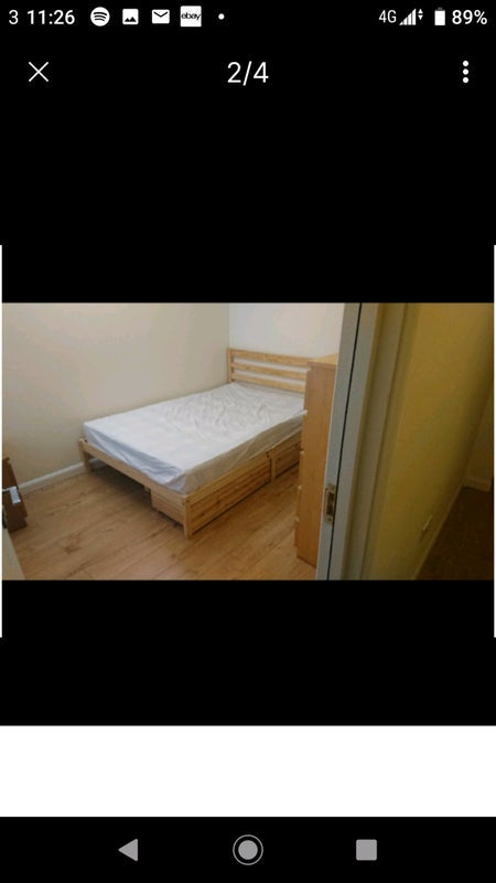 Room Connaught Road in Slough