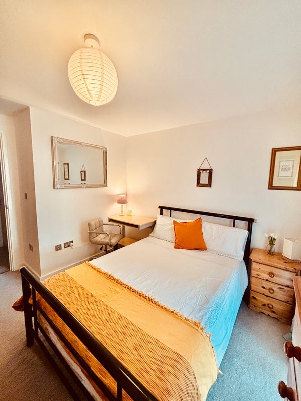 Room Chatham Place in Greater London