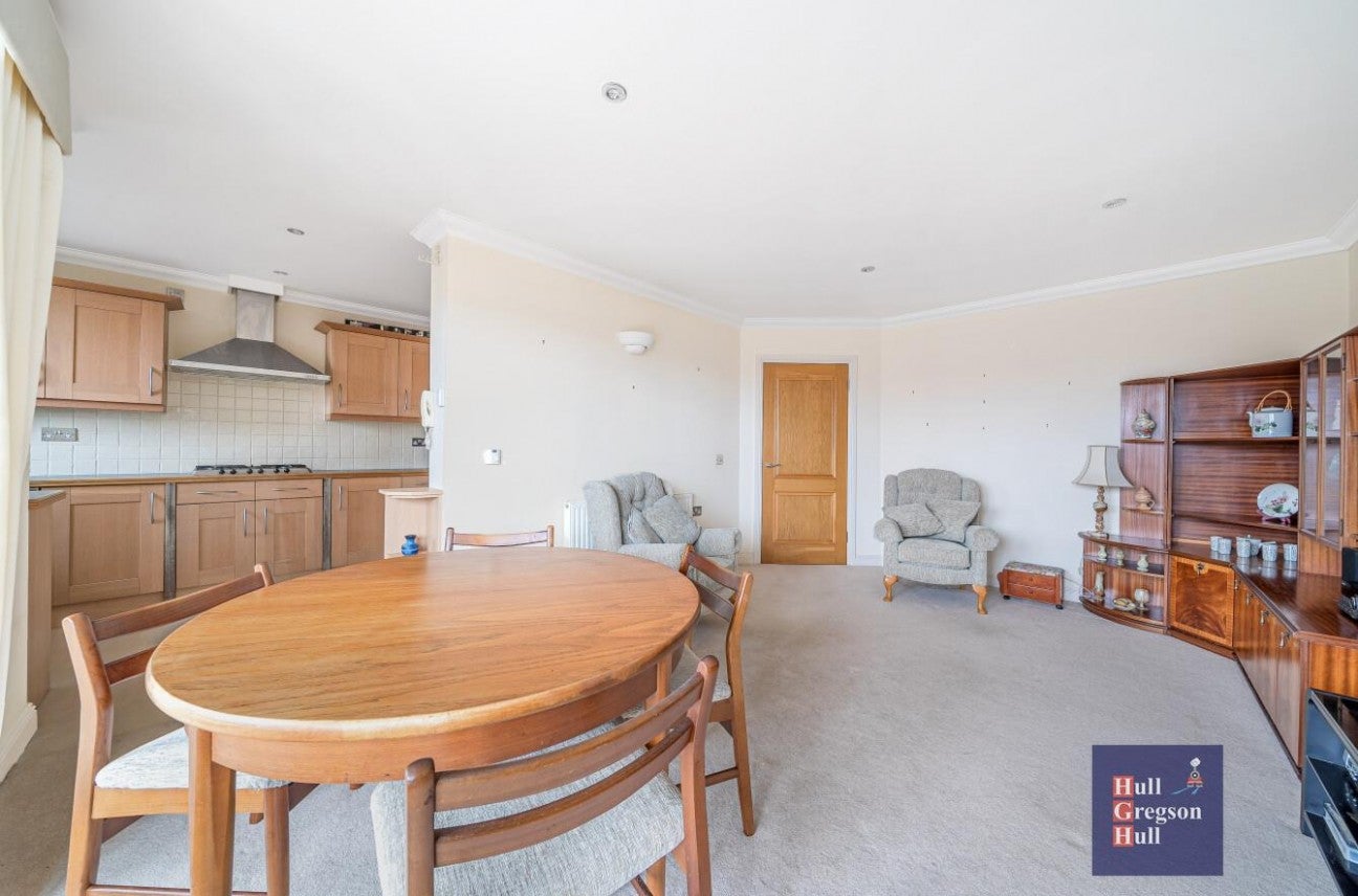 Flat Rempstone Road in Swanage