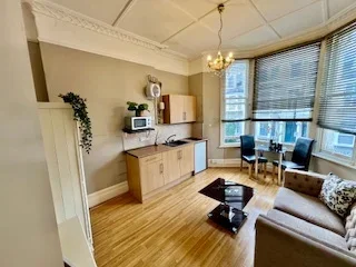 Room Matheson Road in Greater London