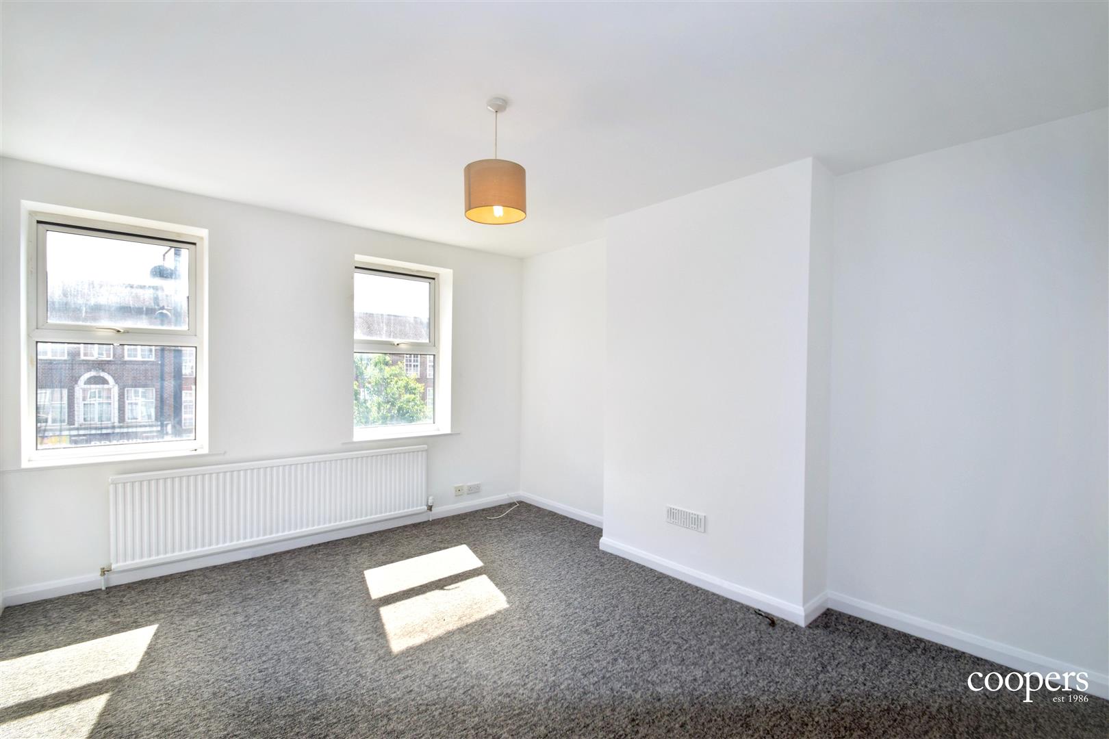 Flat York Road in Greater London