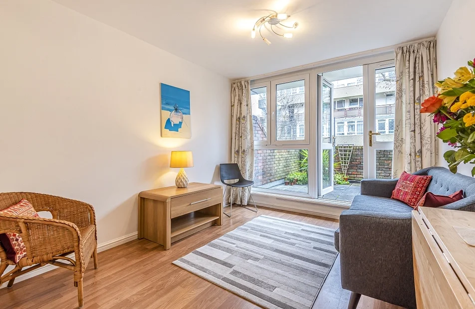 Flat The Platt in Greater London