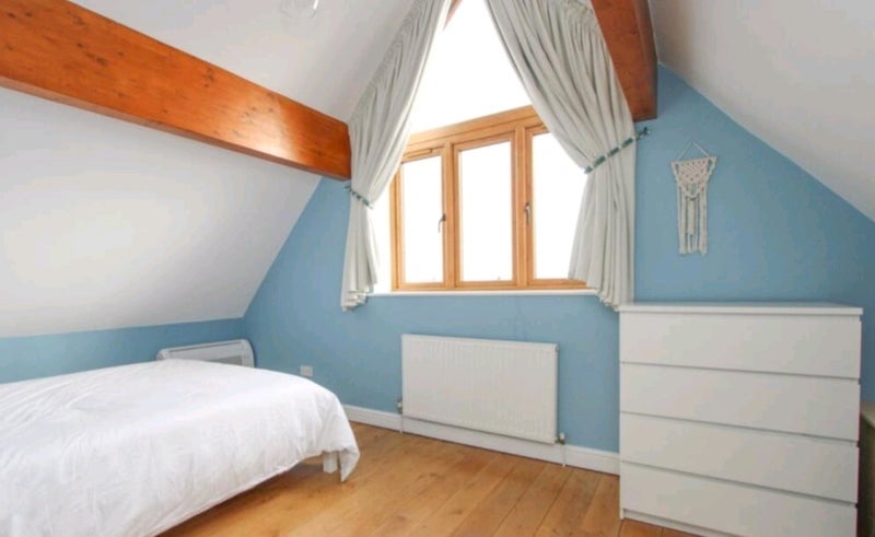 Room Bristol Road in Bristol