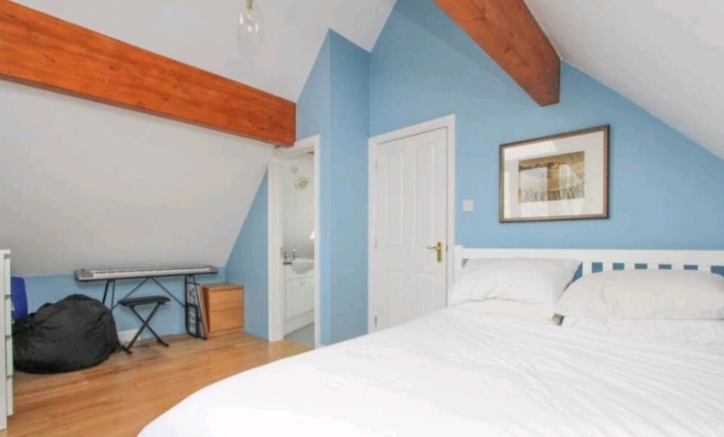 Room Bristol Road in Bristol