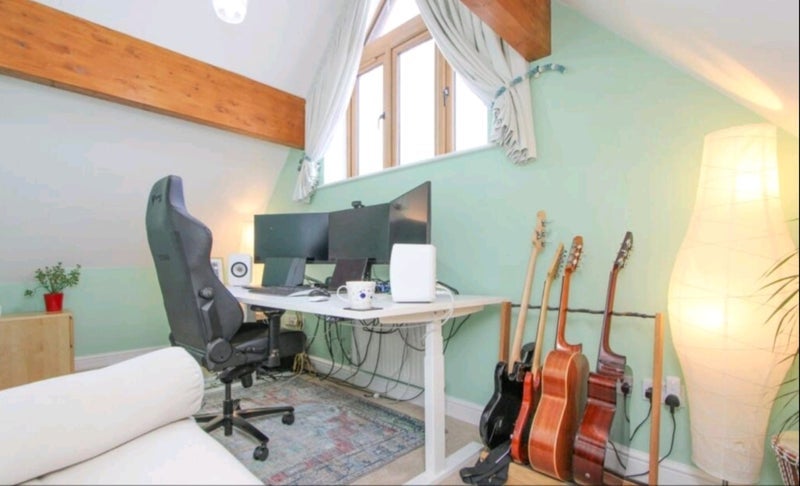 Room Bristol Road in Bristol