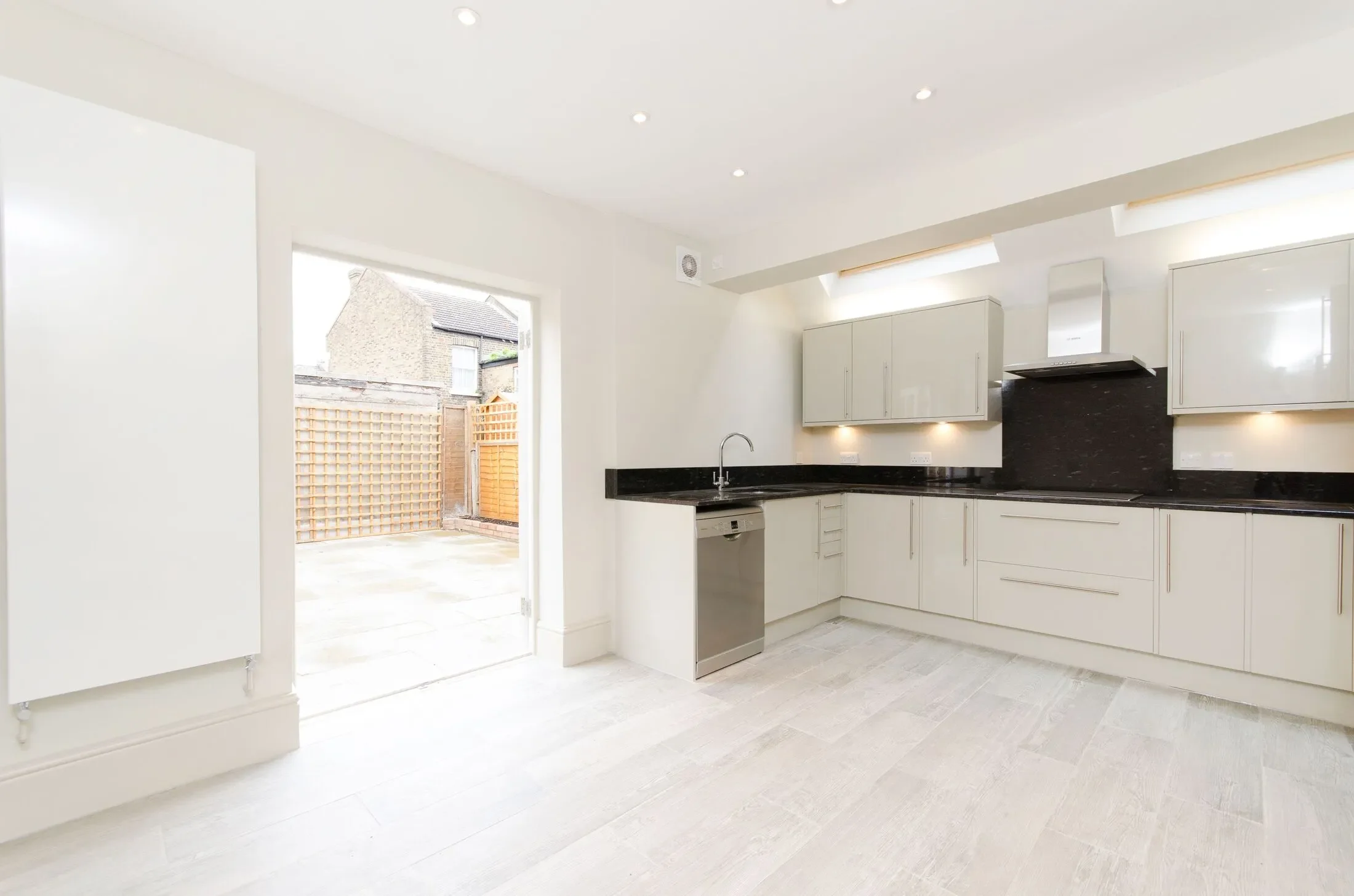 House Holberton Gardens in Greater London