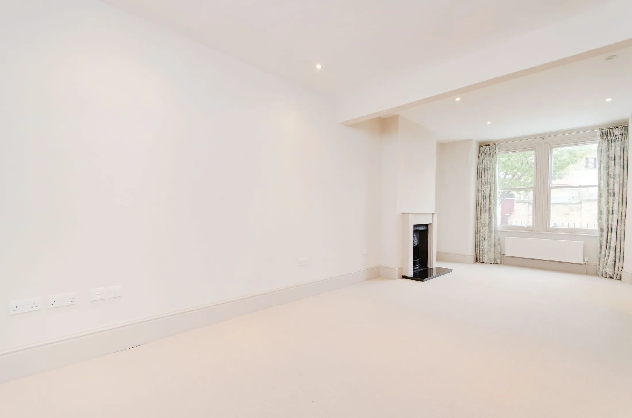 House Holberton Gardens in Greater London