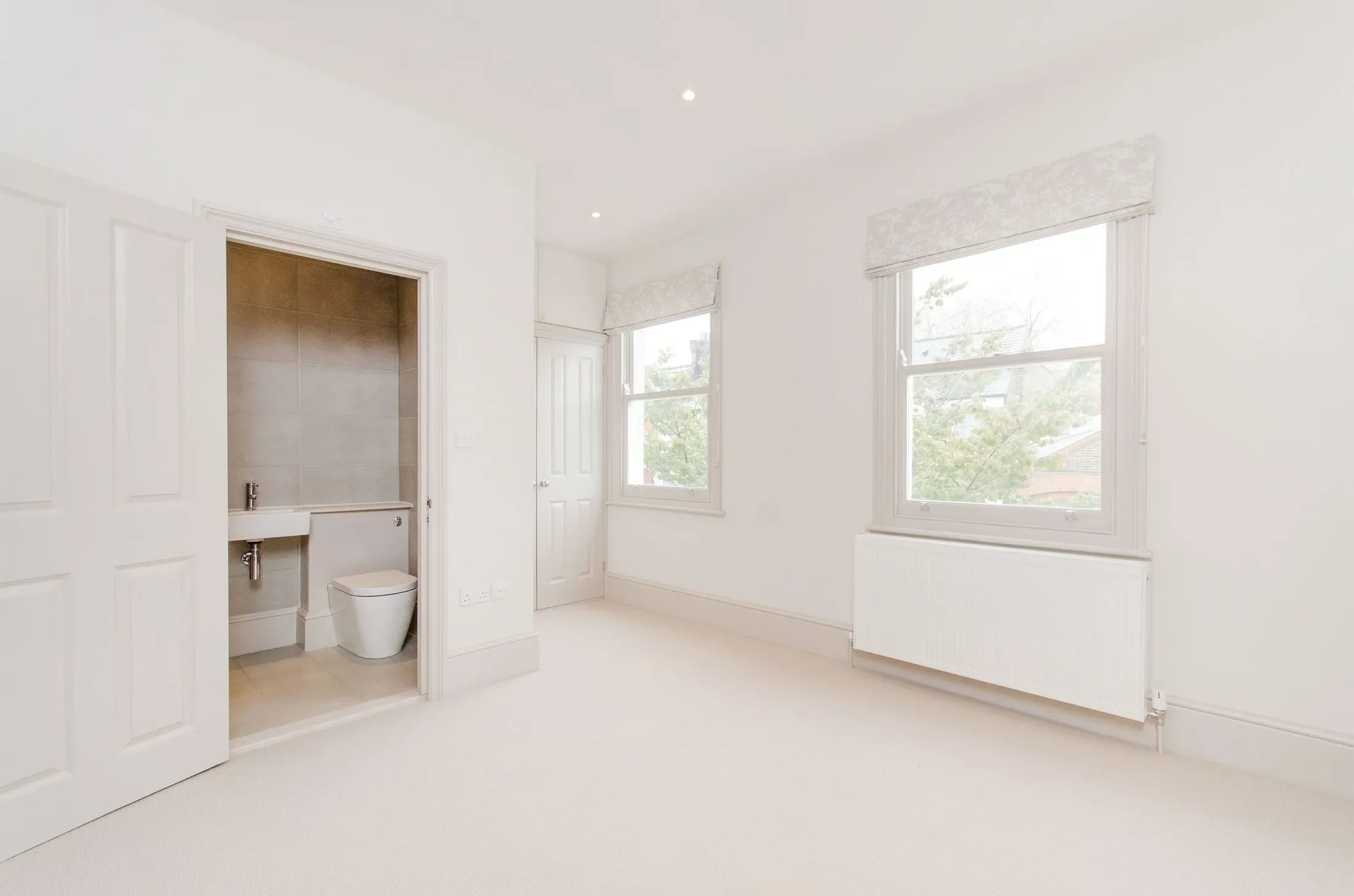 House Holberton Gardens in Greater London