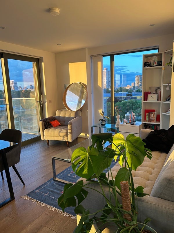 Room Ben Jonson Road in Greater London