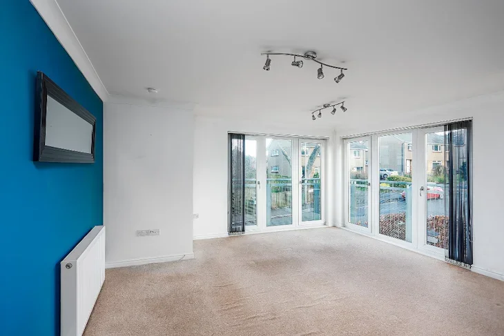 Flat Rannoch Road in City of Edinburgh